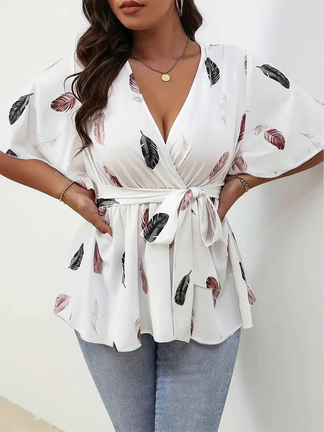 Lise | Blouse Élégante Grande Taille Plumes