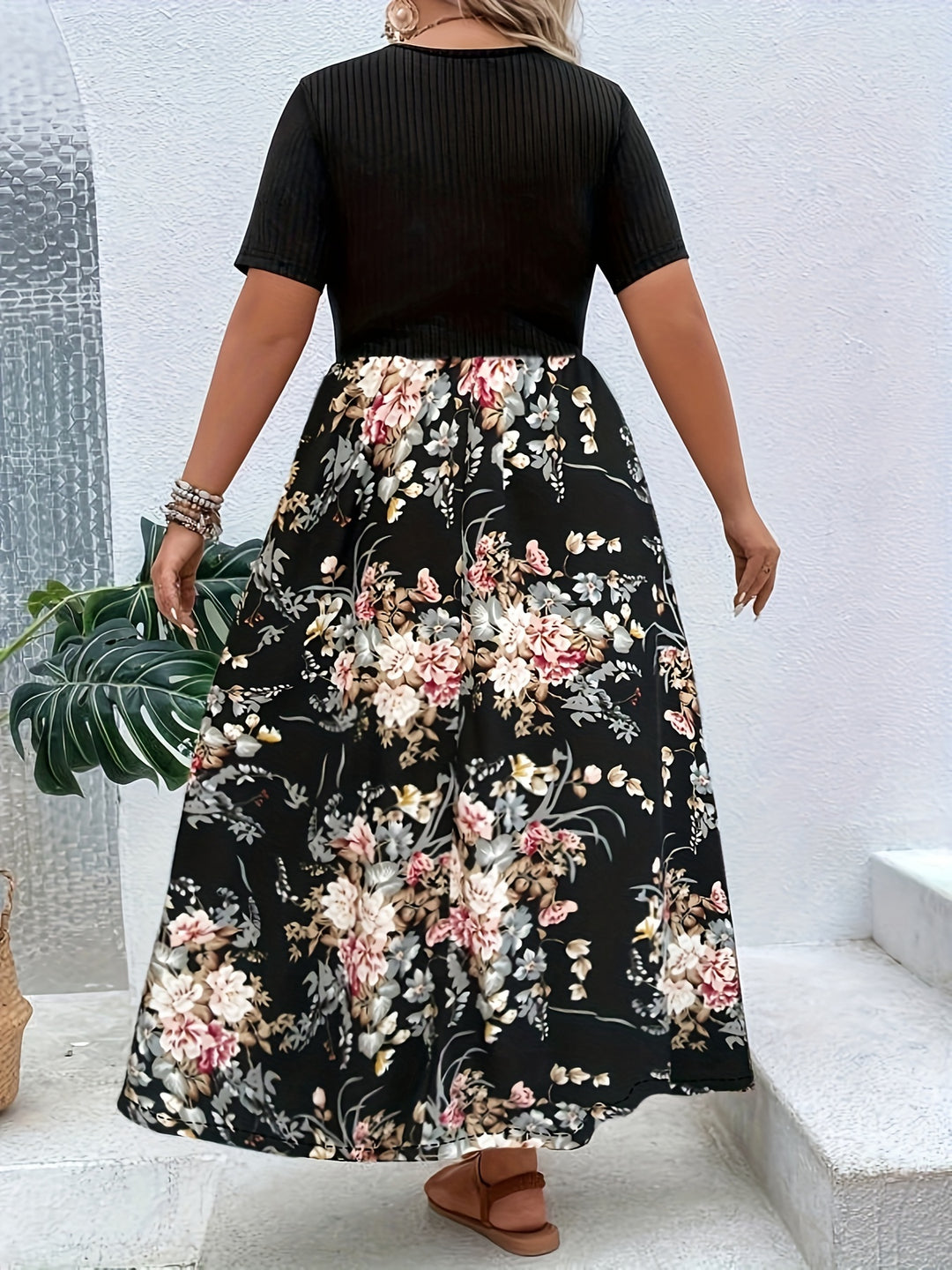 France | Robe Élégante Grande Taille Fleuri