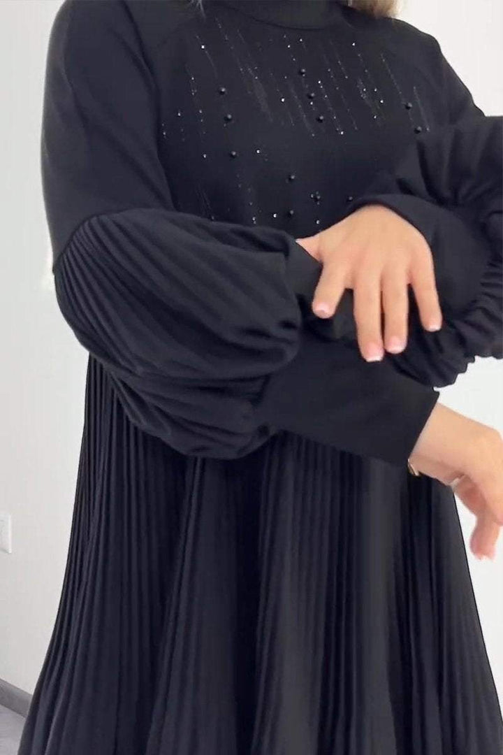 Adrienne | Robe Plissée Couvrant Parfaitement